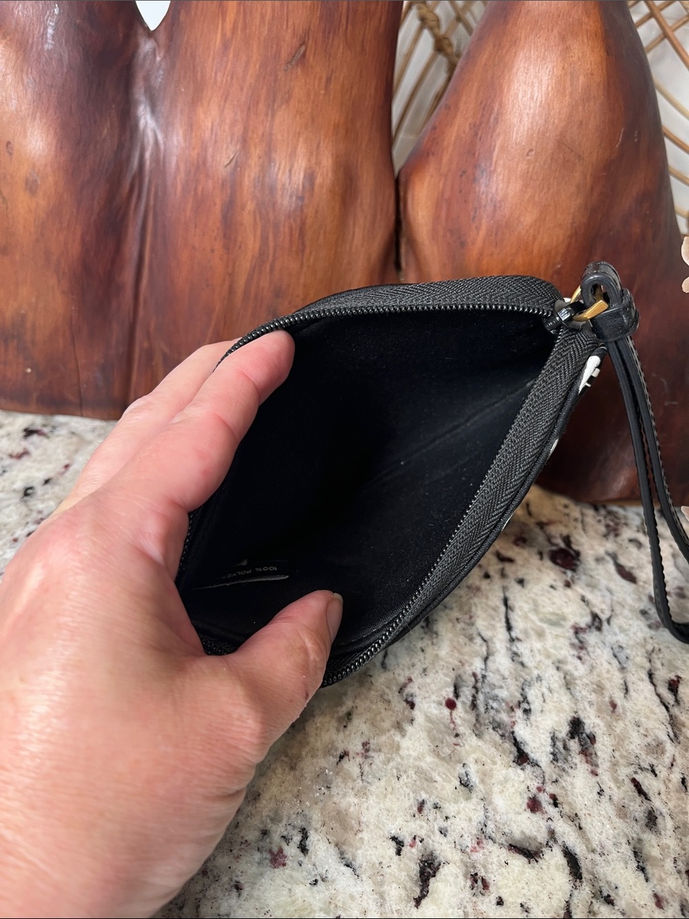 Marc Jacobs Black and White Logo Wristlet Pouch - Picture 6 of 7